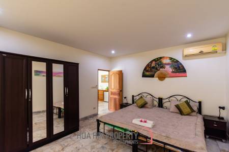 2 Beautiful bungalows, 2 bed each on landscaped garden