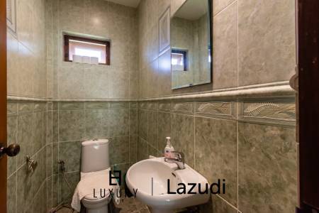 730 metro cuadrado 4 ` 4 Baño Villa de Venta