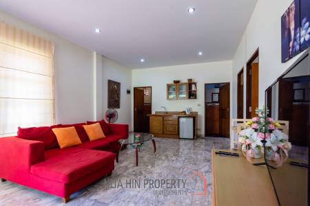 2 Beautiful bungalows, 2 bed each on landscaped garden
