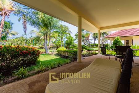 2 Beautiful bungalows, 2 bed each on landscaped garden