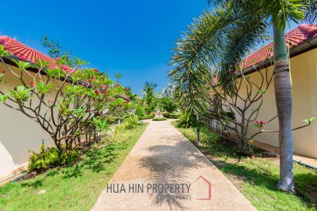 2 Beautiful bungalows, 2 bed each on landscaped garden