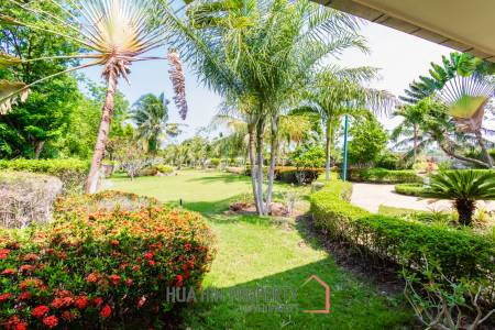 2 Beautiful bungalows, 2 bed each on landscaped garden
