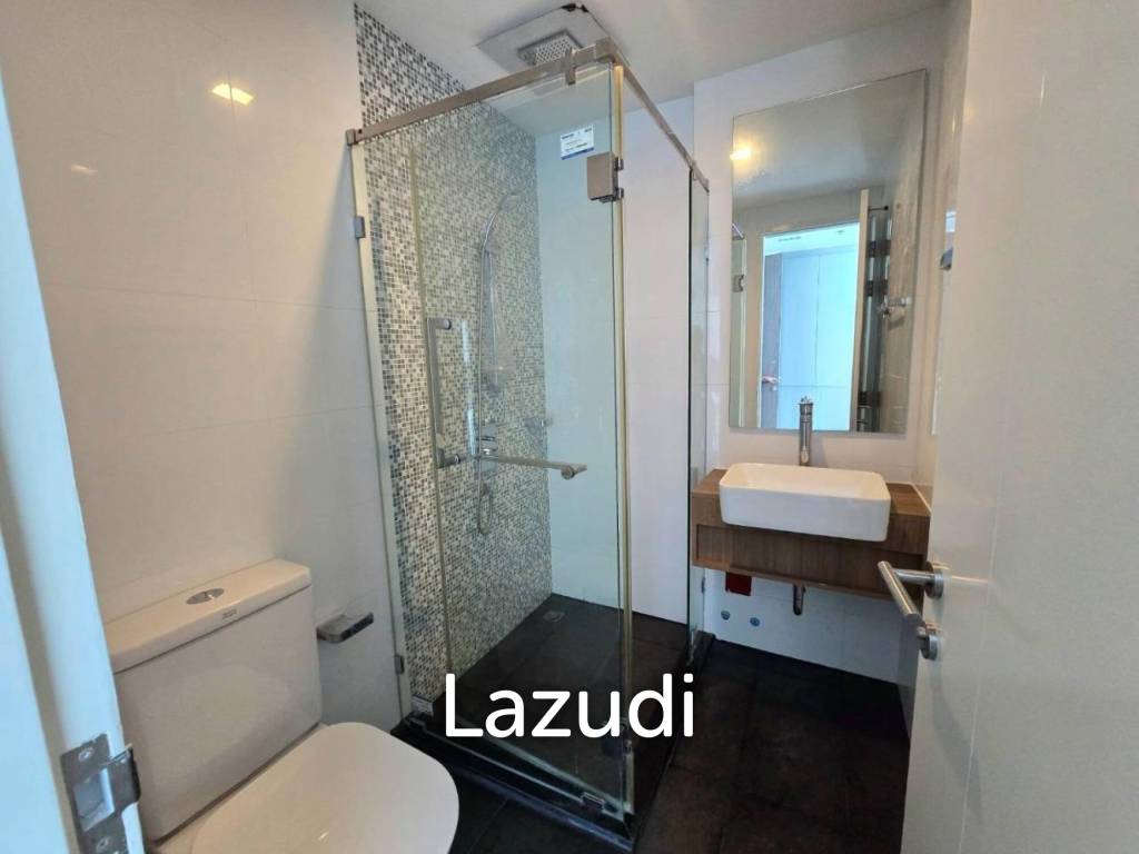 2 Bed 2 Bath 67.95 SQ.M A Space ID Asoke-Ratchada