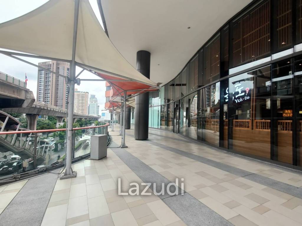 Rare Large Restaurant Space Available: M Floor of Gateway Mall, Ekkamai BTS Entrance!