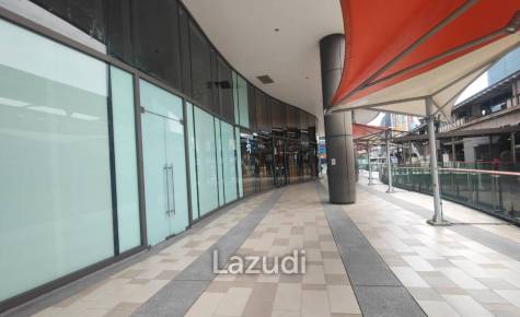Rare Large Restaurant Space Available: M Floor of Gateway Mall, Ekkamai BTS Entrance!