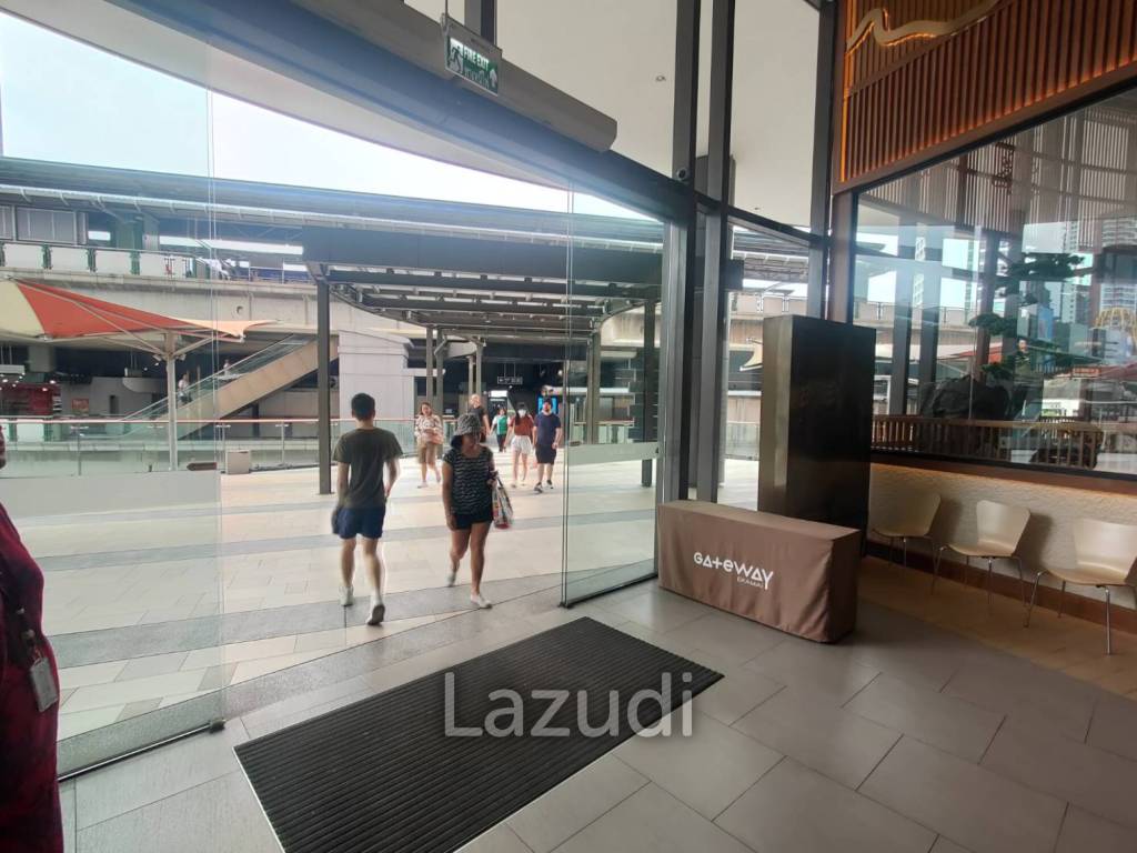Rare Large Restaurant Space Available: M Floor of Gateway Mall, Ekkamai BTS Entrance!