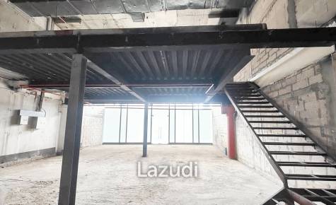 Rare Large Restaurant Space Available: M Floor of Gateway Mall, Ekkamai BTS Entrance!