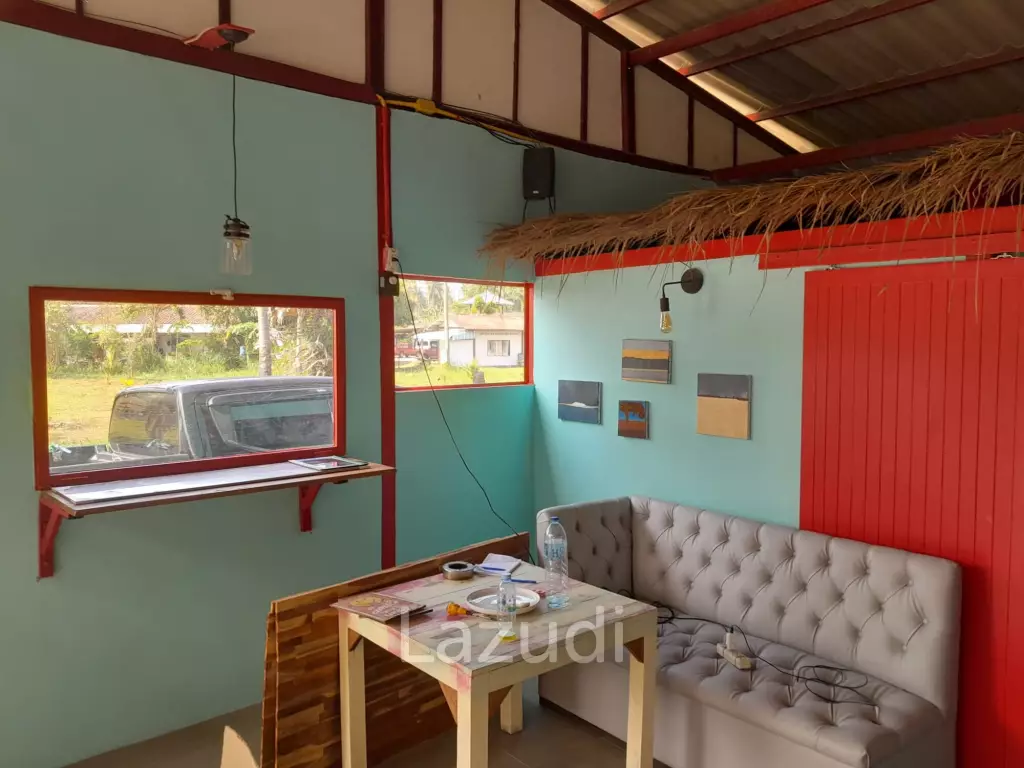 Restaurant with Freehold Land, 600m to the Beach