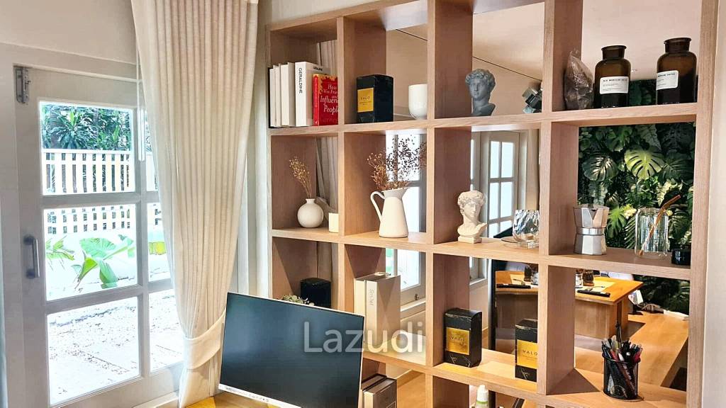 2 Bed 4 Bath 200 SQ.M House in Sukhumvit 41