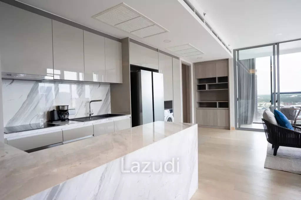 3 Bed 128 SQ.M Wyndham Bangkok Queen Convention Center