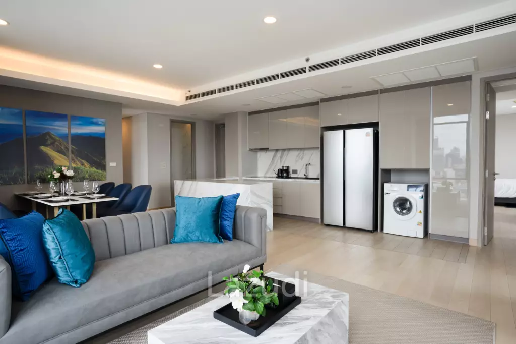 3 Bed 128 SQ.M Wyndham Bangkok Queen Convention Center