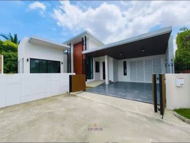 Newly Renovated 3-Bedroom House In Ratsada, Phuket