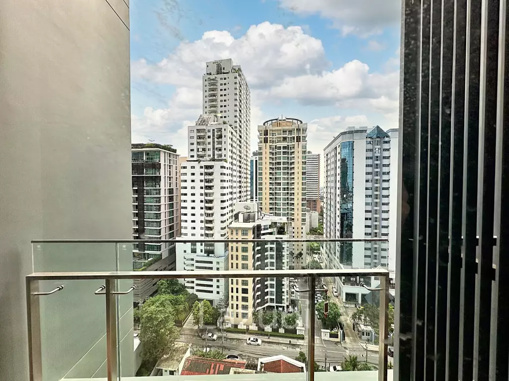 1 Bedroom 1 Bathroom 43 SQ.M LAVIQ Sukhumvit 57