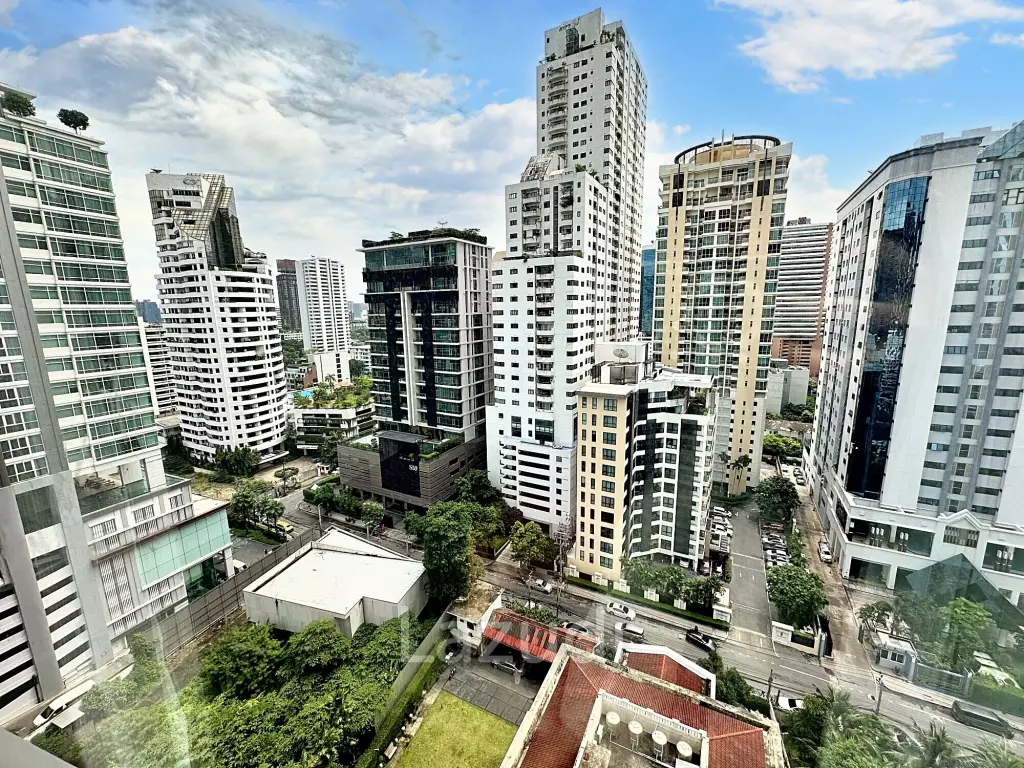 1 Bedroom 1 Bathroom 43 SQ.M LAVIQ Sukhumvit 57