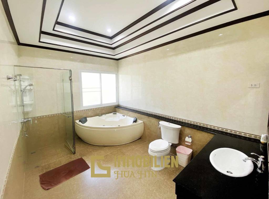 ORIENTAL BEACH CHA AM  : 2 storey beachfront villa