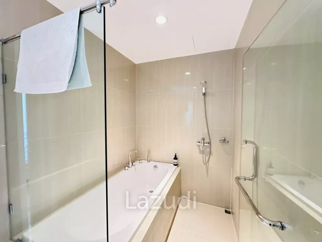 2 Bedroom 2 Bathroom 97 SQ.M Villa Asoke.