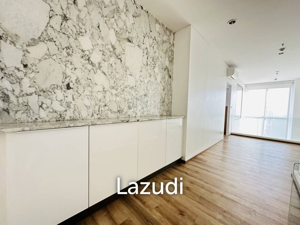2 Bedroom 2 Bathroom 97 SQ.M Villa Asoke.