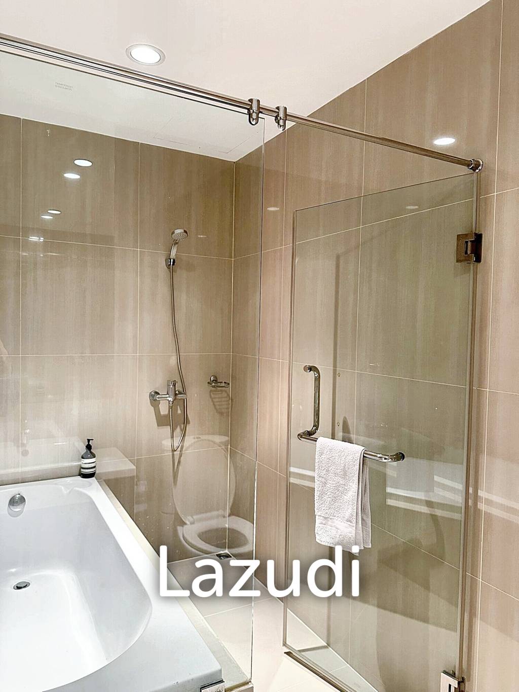 2 Bedroom 2 Bathroom 97 SQ.M Villa Asoke.