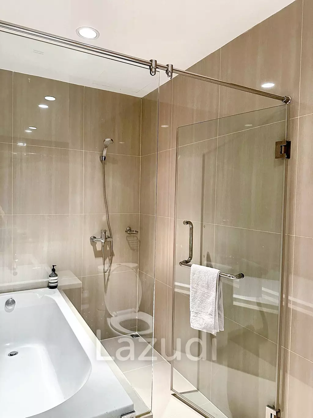 2 Bedroom 2 Bathroom 97 SQ.M Villa Asoke.