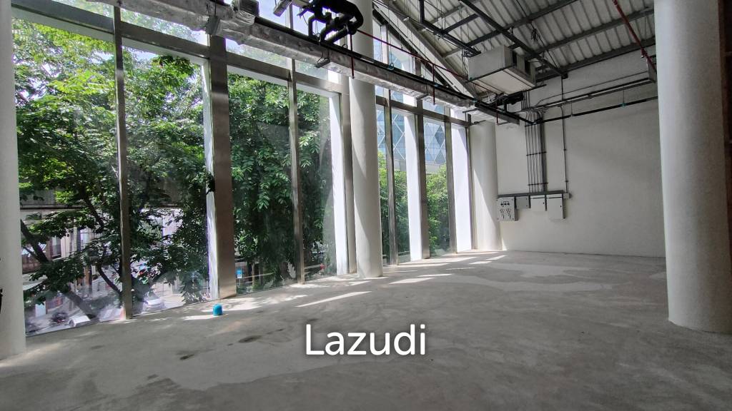 Premium Retail Space for rent in Aree