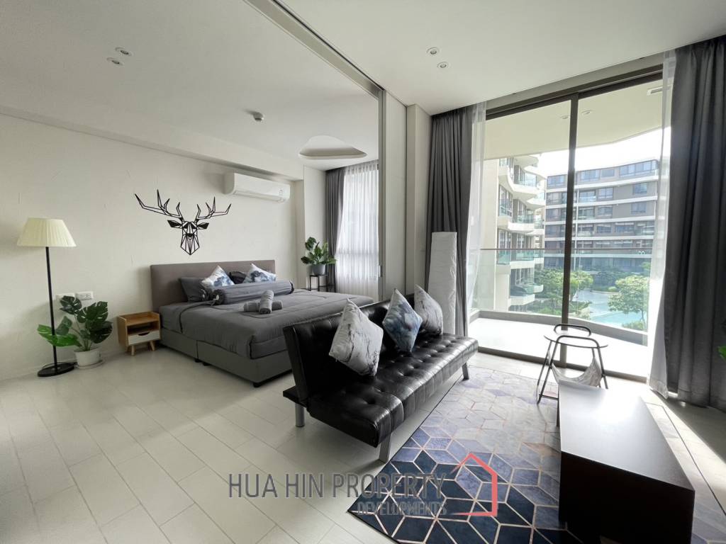 Veranda Residence: 1 Bedroom Luxury Pool View