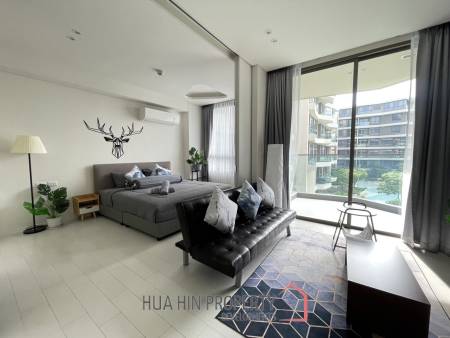 Veranda Residence: 1 Bedroom Luxury Pool View