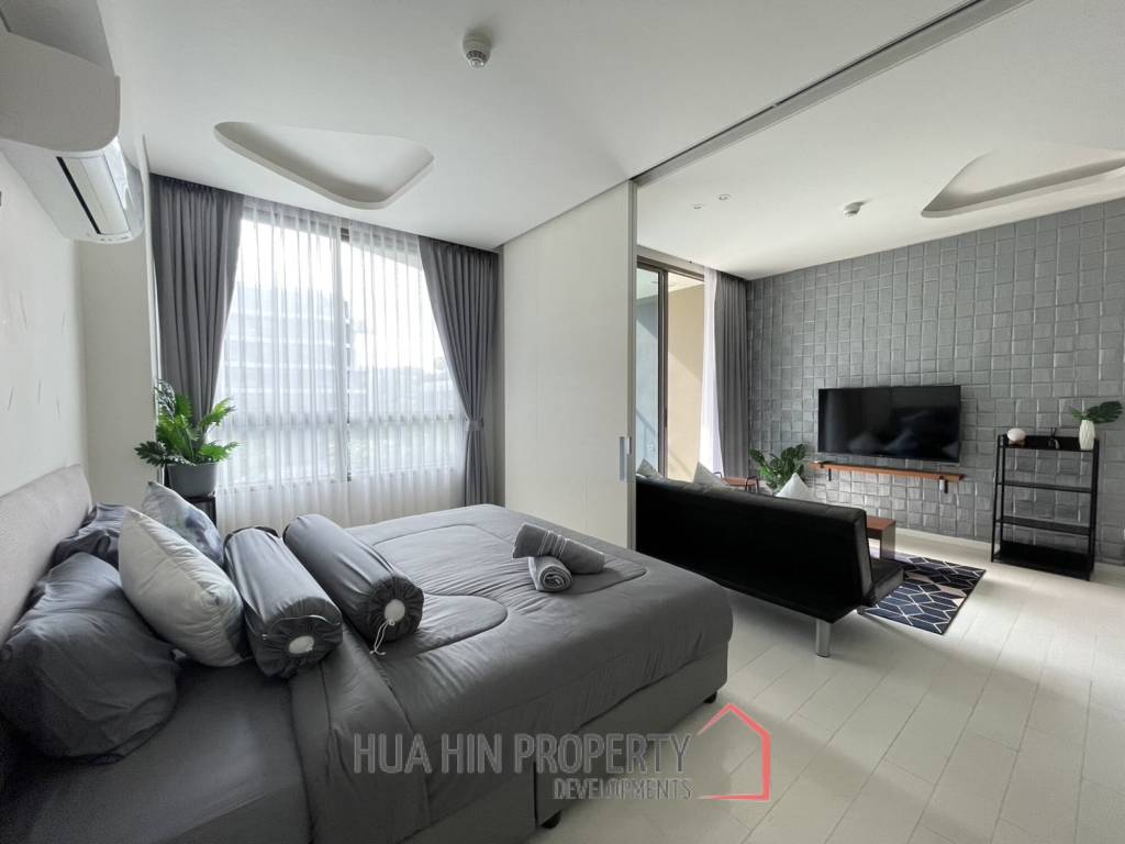 Veranda Residence: 1 Bedroom Luxury Pool View