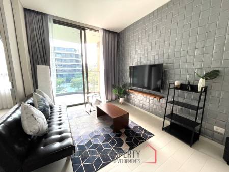 Veranda Residence: 1 Bedroom Luxury Pool View