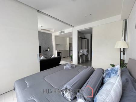 Veranda Residence: 1 Bedroom Luxury Pool View