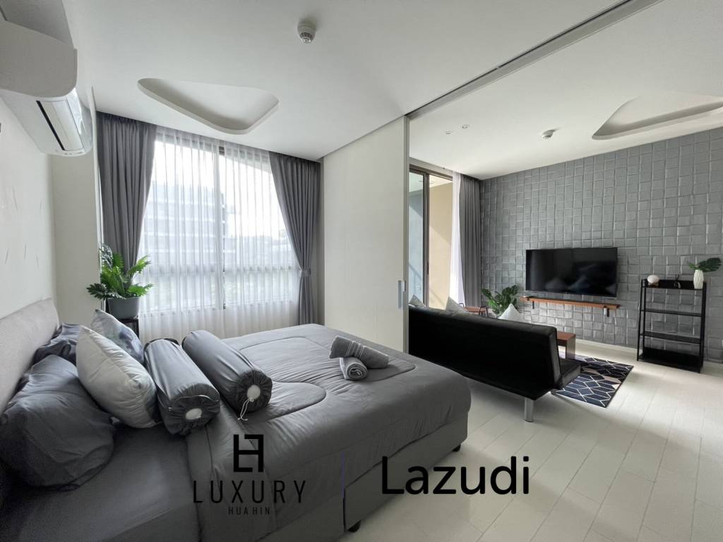 Veranda Residence: 1 Bedroom Luxury Pool View