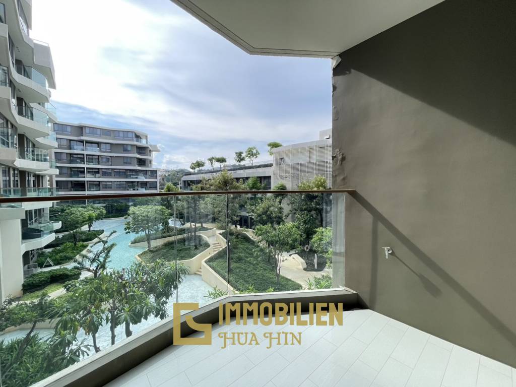 Veranda Residence: 1 Bedroom Luxury Pool View