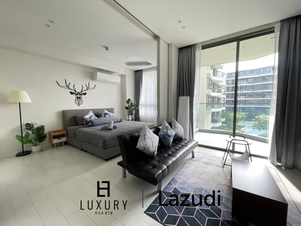 Veranda Residence: 1 Bedroom Luxury Pool View