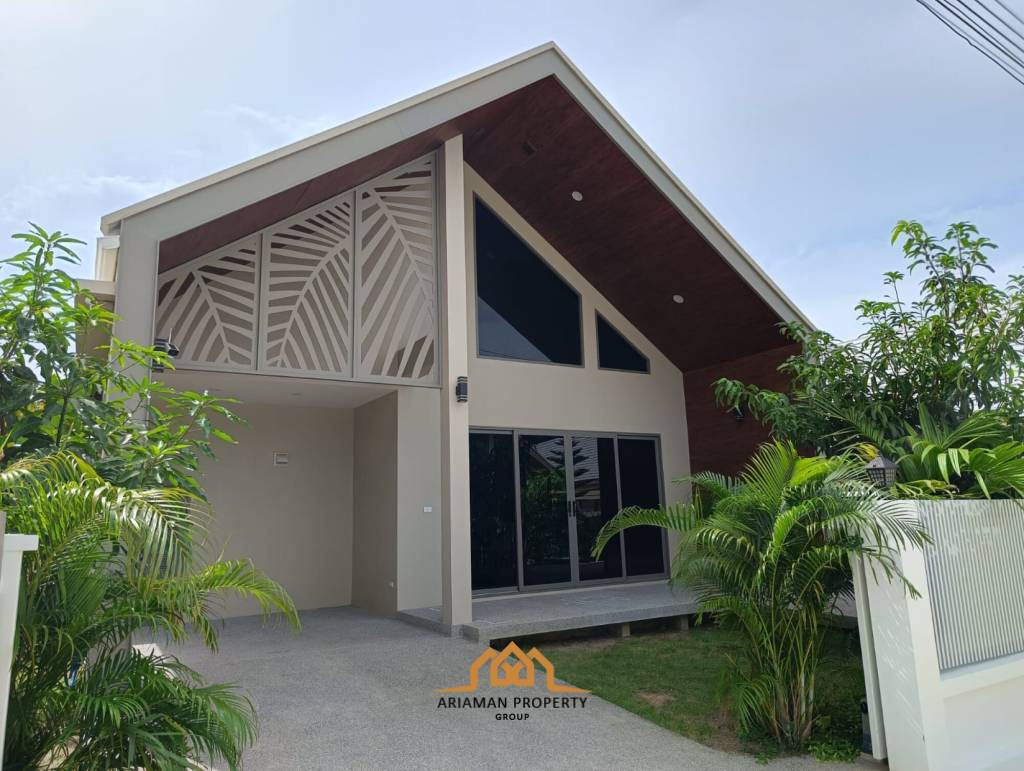 Contemporary 2-Storey 4BR Villa in Chaweng, Ko Samui