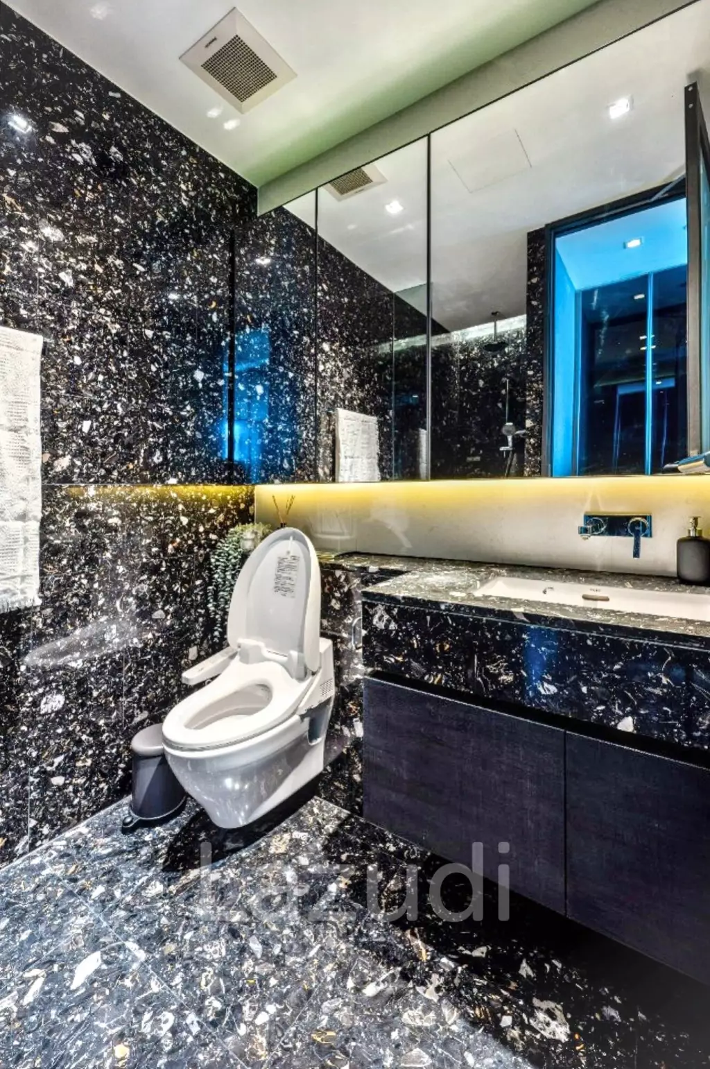 1 Bed 1 Bath 43 SQ.M BEATNIQ Sukhumvit 32