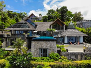 Stunning 5-Bedroom Villa Overlooking Kamala Bay Stunning 5-Bedroom Villa Overlooking Kamala Bay