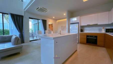 3-Bedroom For Rent At Vinzita Villa In Bangtao