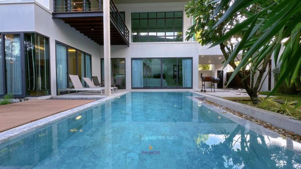 3-Bedroom For Rent At Vinzita Villa In Bangtao