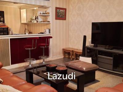 2 Bed 3 Bath  179 SQ.M. at Chidlom Place
