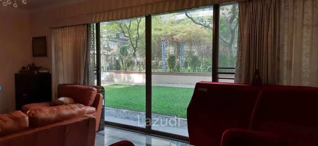 2 Bed 3 Bath  179 SQ.M. at Chidlom Place