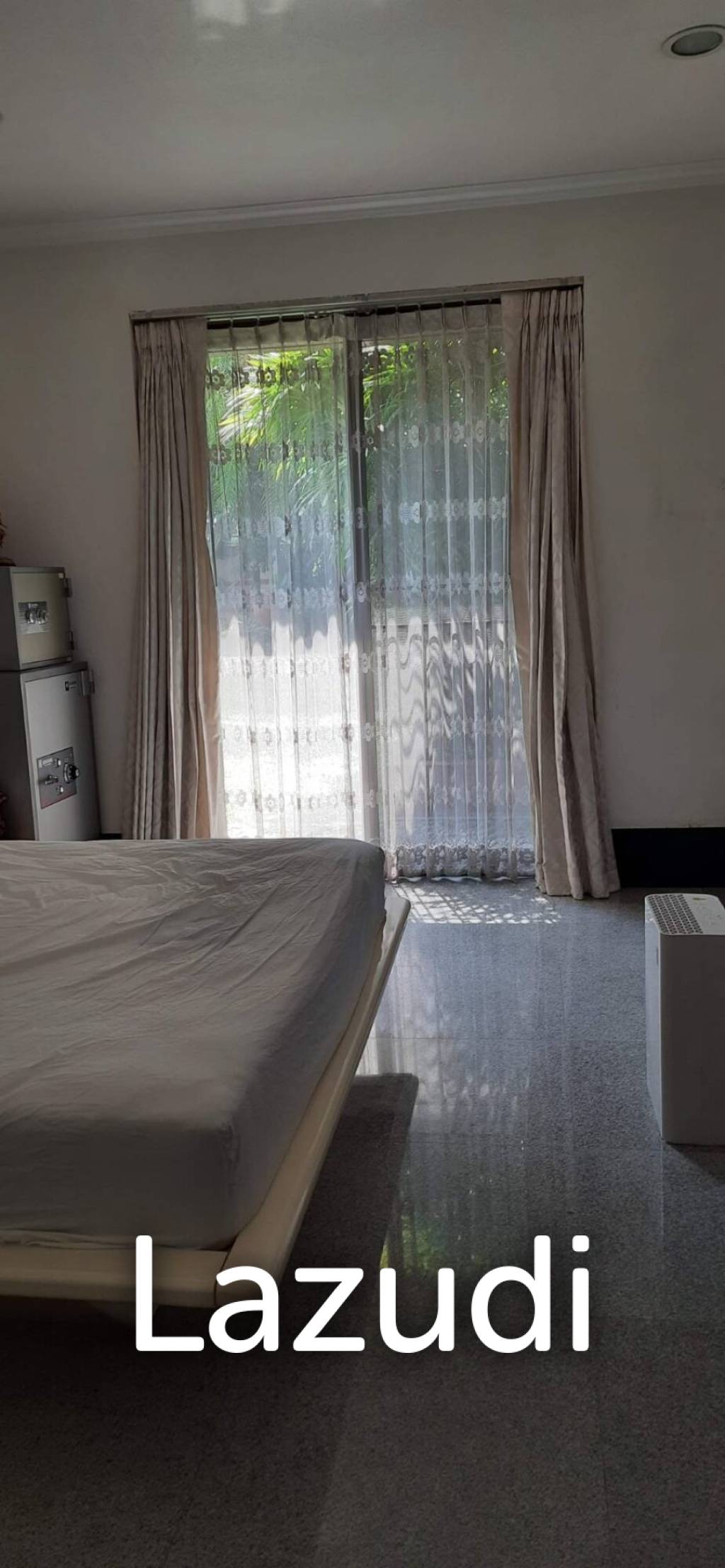 2 Bed 3 Bath  179 SQ.M. at Chidlom Place