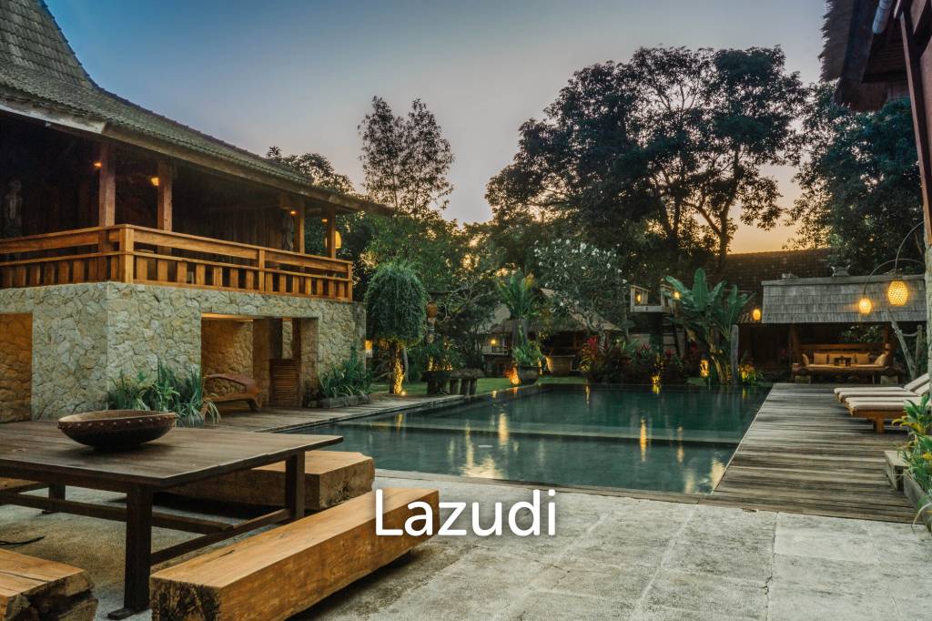 GREAT DEAL!! ENCHANTING TEAK VILLA WITH ENDLESS POTENTIAL IN BERAWA