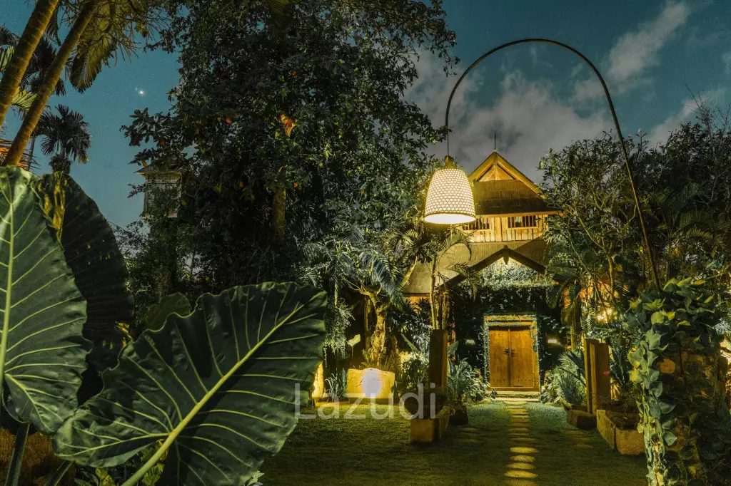 GREAT DEAL!! ENCHANTING TEAK VILLA WITH ENDLESS POTENTIAL IN BERAWA