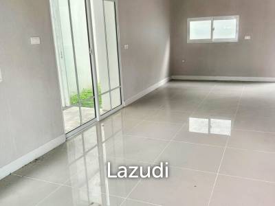 3 Bed 2 Bath 134 SQ.M The Village 3 Bang Na-Wong Waen