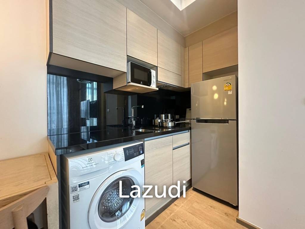 Studio 1 Bathroom 33 SQ.M Park Origin Phrom Phong