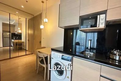 Studio 1 Bathroom 33 SQ.M Park Origin Phrom Phong