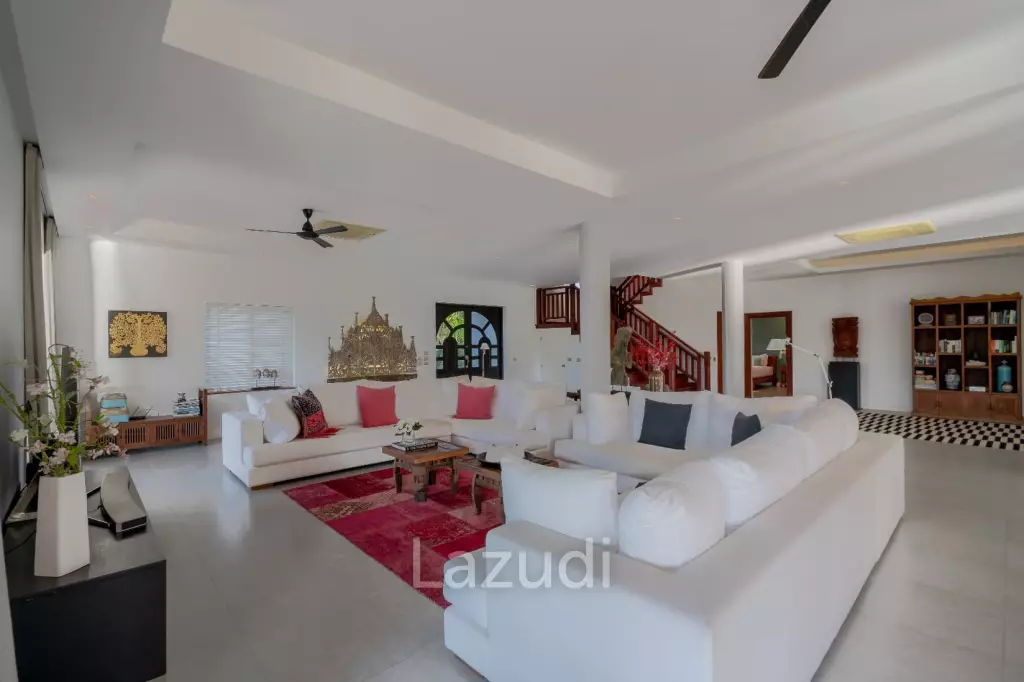 ORCHID PALM HOMES 1 : Large high quality 4 bed pool villa near town centre
