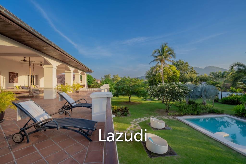 4,200 Sqm 4 Bed 6 Bath Villa For Sale