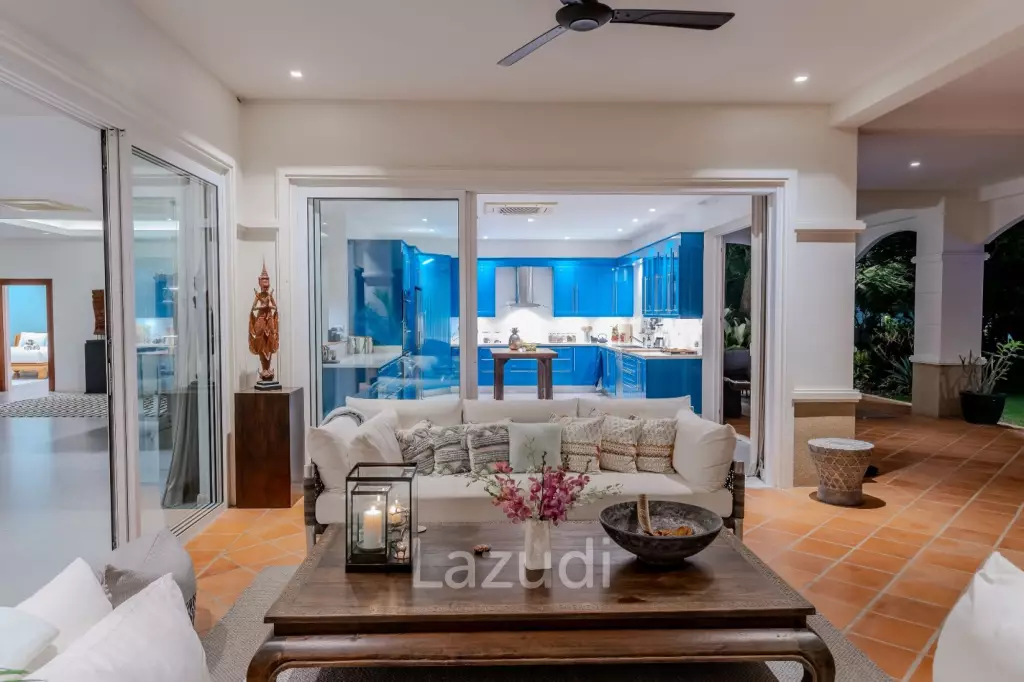ORCHID PALM HOMES 1 : Large high quality 4 bed pool villa near town centre