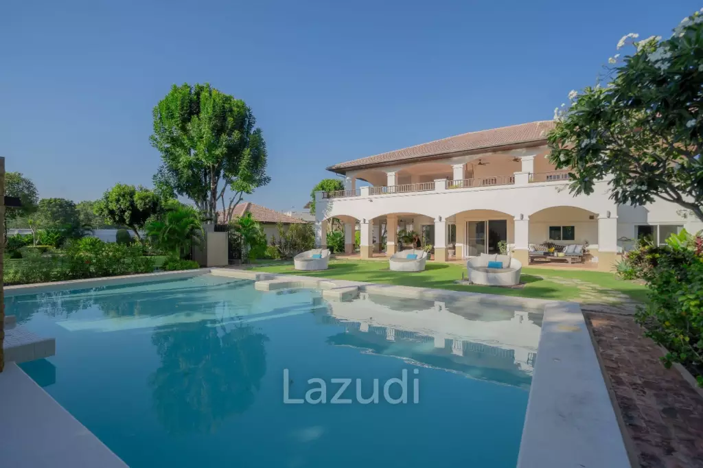 ORCHID PALM HOMES 1 : Large high quality 4 bed pool villa near town centre