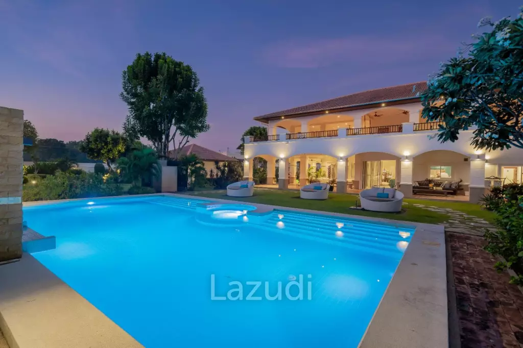 ORCHID PALM HOMES 1 : Large high quality 4 bed pool villa near town centre